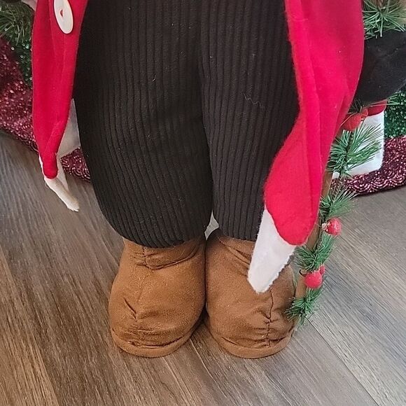 Whimsical Santa decor 21" tall - Picture 3 of 8